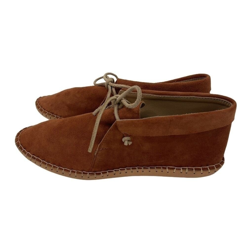 Beek Suede Chukka Moccasin Booties Womens 9 Brown Handcrafted Whipstitch Ankle